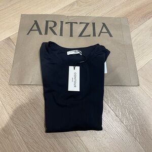 ❗️Moving SALE❗️NWT Aritzia Babaton Contour Crew Bodysuit Black in Size S